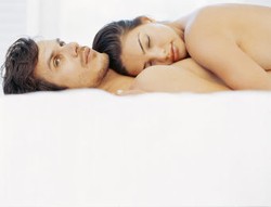 Keringat Pria Bangkitkan Gairah Seks Wanita?